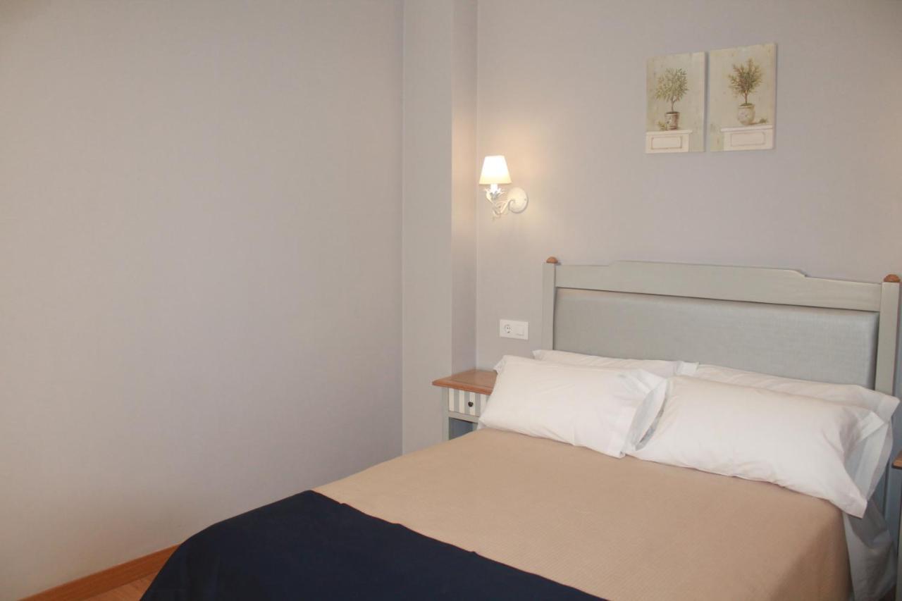 Hotel Torre Del Oro La Rinconada Bagian luar foto