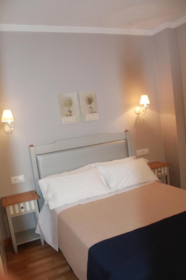 Hotel Torre Del Oro La Rinconada Bagian luar foto